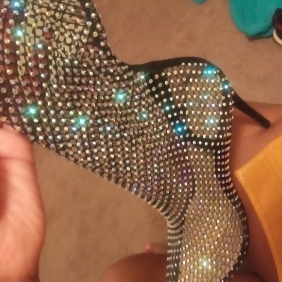 BRAND NEW Ankle Sock Boot In Black Fishnet Heel - Picture 10 of 10